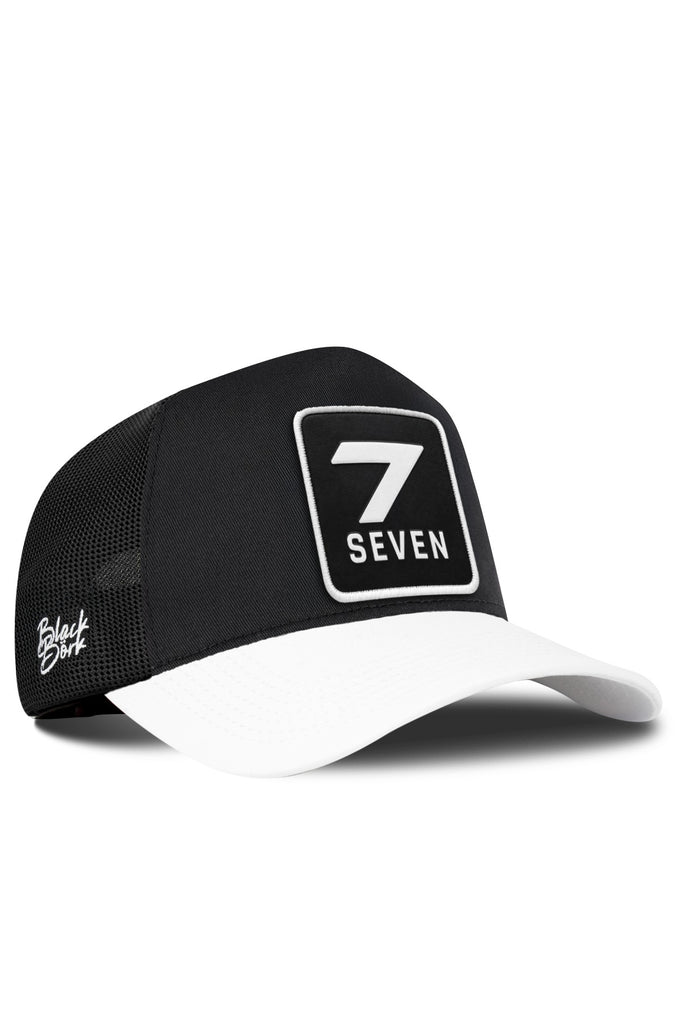 7 Numara Logolu Beyaz-Siyah Trucker Şapka