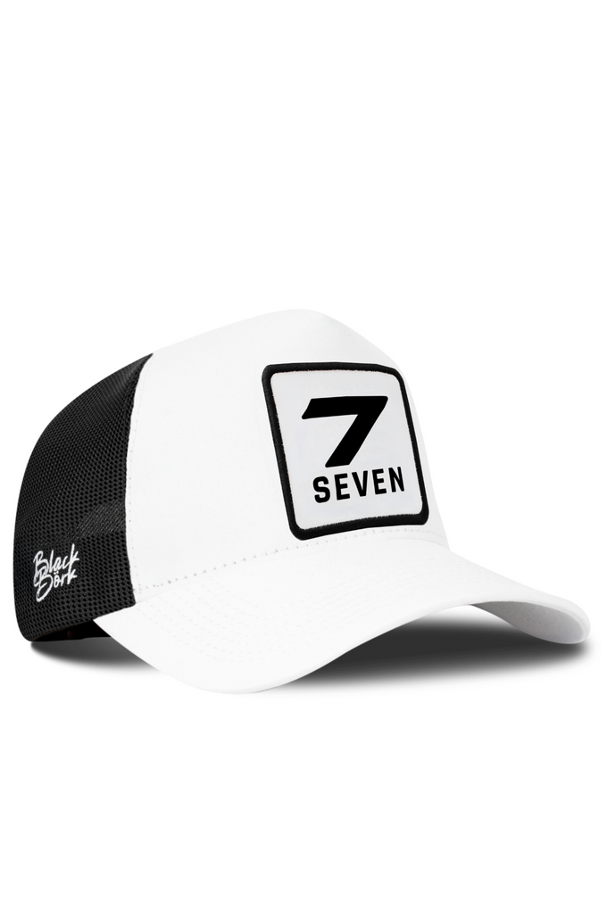 7 Numara Logolu Beyaz-Siyah Trucker Şapka