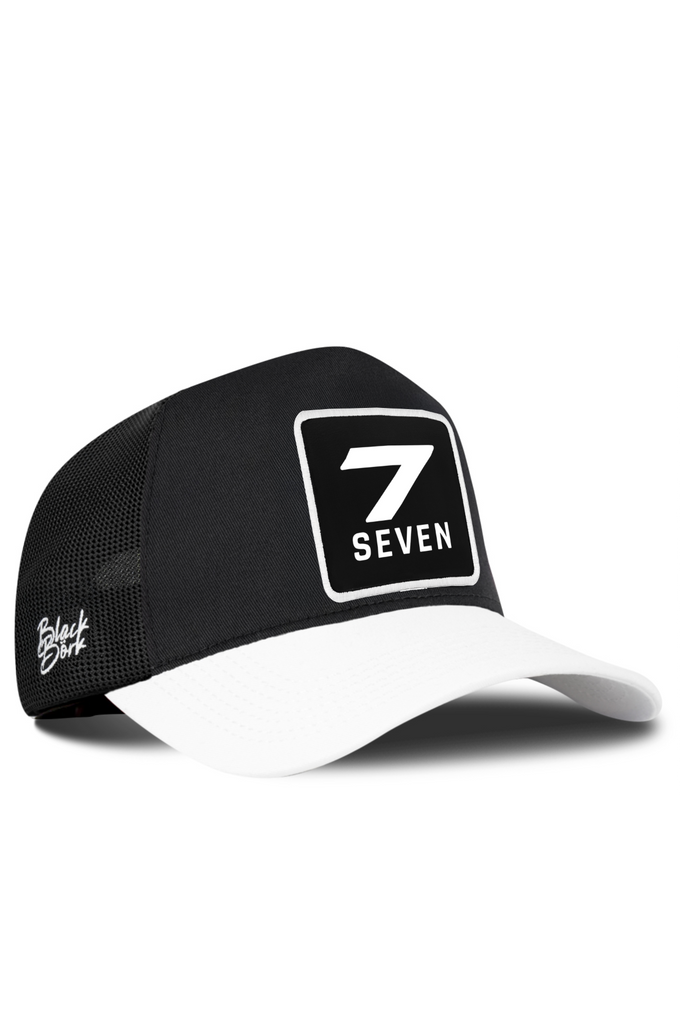 7 Numara Logolu Beyaz-Siyah Trucker Şapka