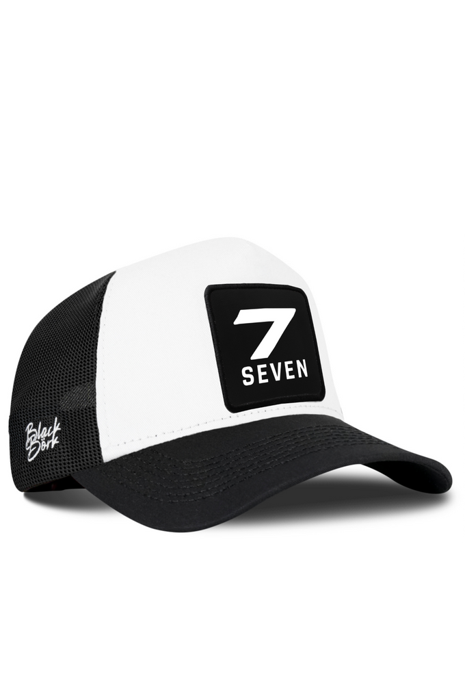 7 Numara Logolu Siyah-Beyaz Trucker Şapka