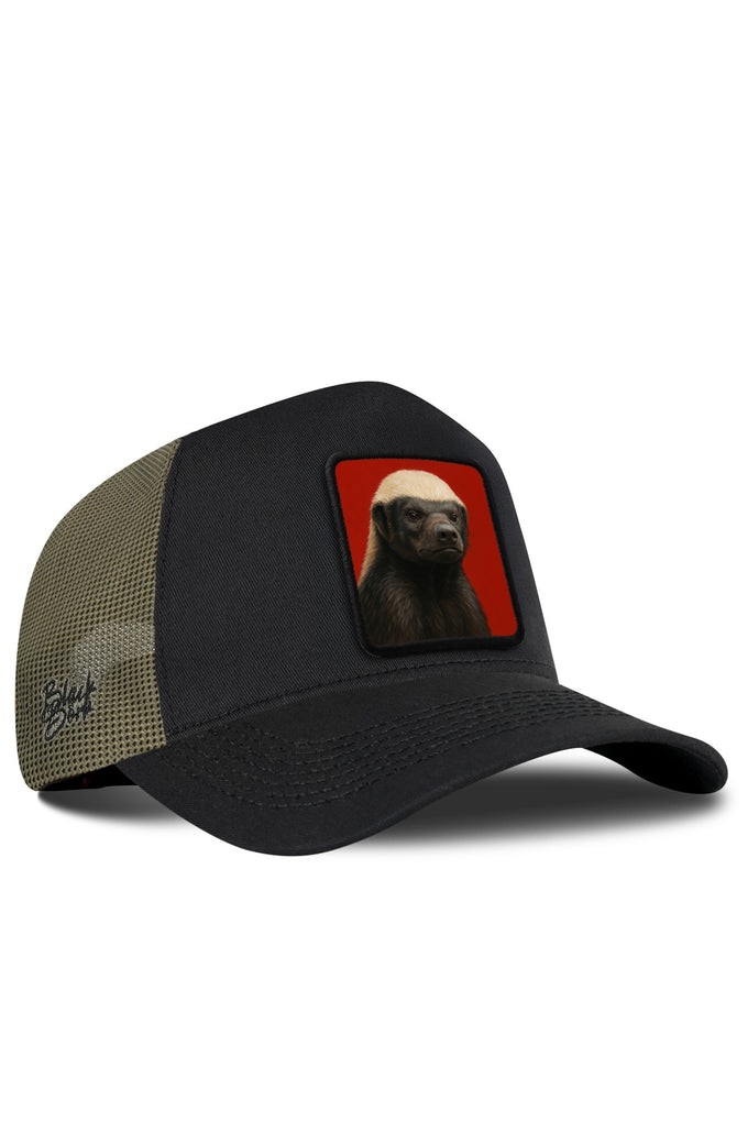 Bal Porsuğu Logolu Haki-Siyah Trucker Şapka