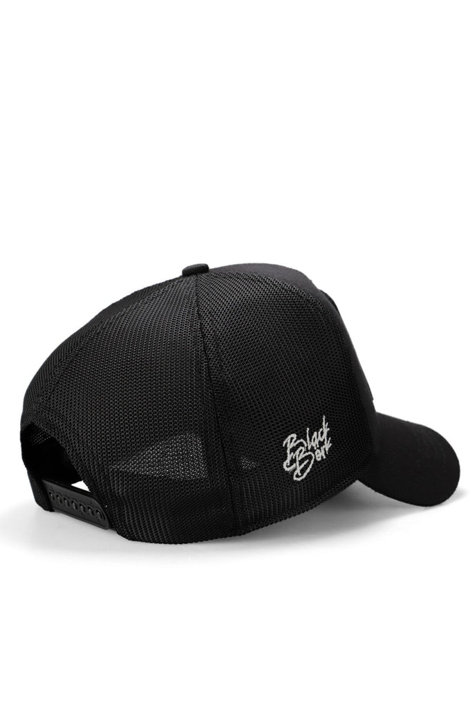Boğa Logolu Siyah Trucker Şapka