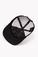 Free, But Caged Logolu Siyah-Beyaz Beyzbol Şapka