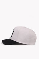 Free, But Caged Logolu Siyah-Beyaz Beyzbol Şapka