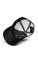Never Give Up Logolu Siyah-Beyaz Trucker Şapka