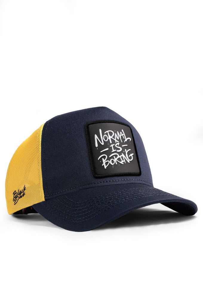 normal-is-boring-logolu-koyu-lacivert-sari-trucker-sapka-2478 - BlackBörk TR