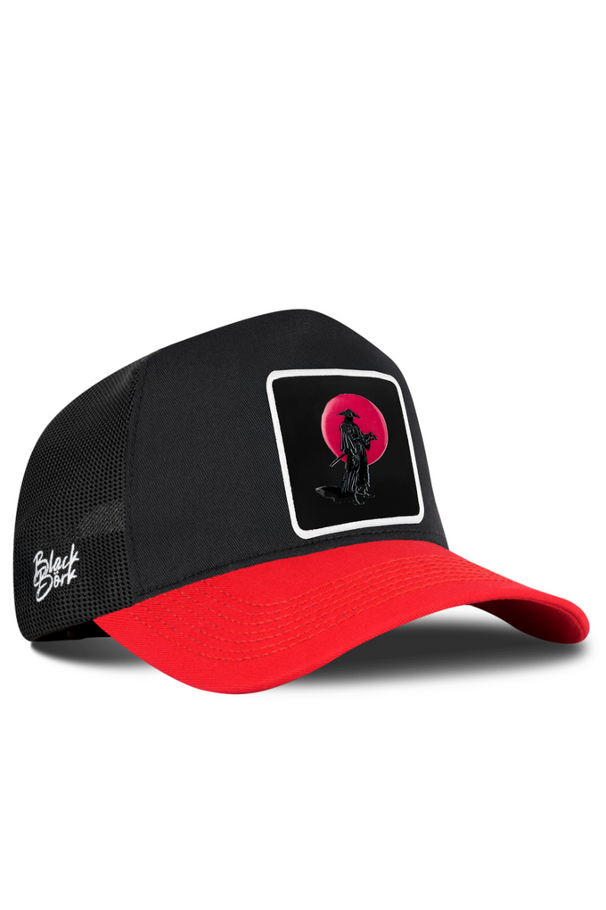 Samuray Logolu Kırmızı-Siyah Trucker Şapka