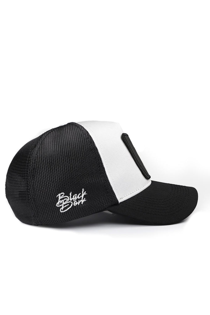 Wake Up Logolu Siyah-Beyaz Trucker Şapka