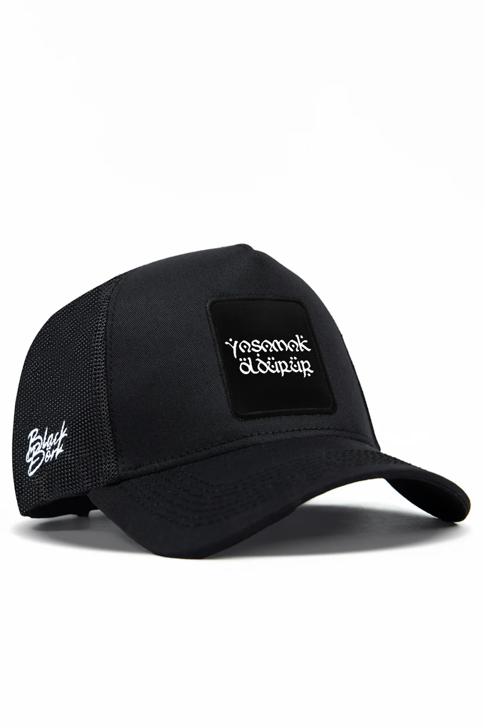 yasamak-oldurur-logolu-siyah-trucker-sapka-5418 - BlackBörk TR